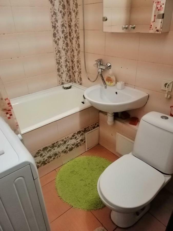 Apartments On Dontsya, 12 Kyiv Eksteriør billede